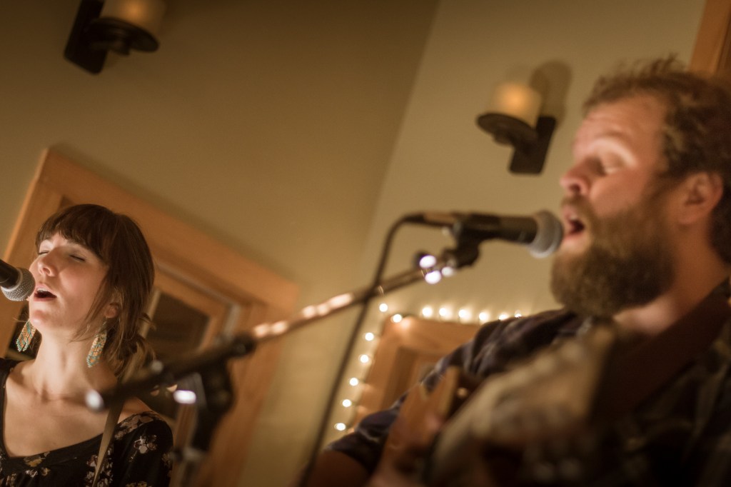 Timber House Concerts Autumn 2016: Jeffrey Martin and Anna&nbsp;Tivel